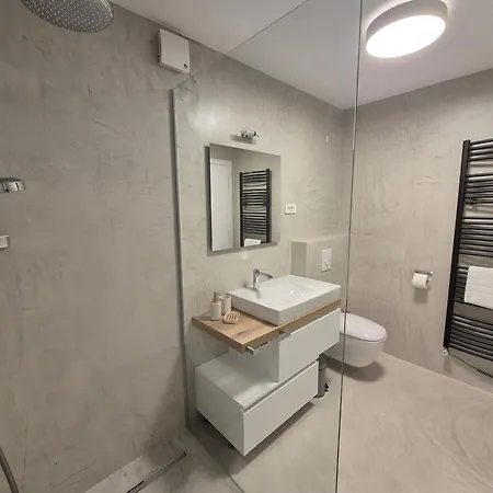 Hisa Oblak Apartman *