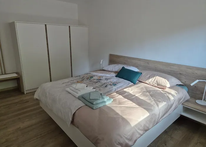 Hisa Oblak * Gozd Martuljek