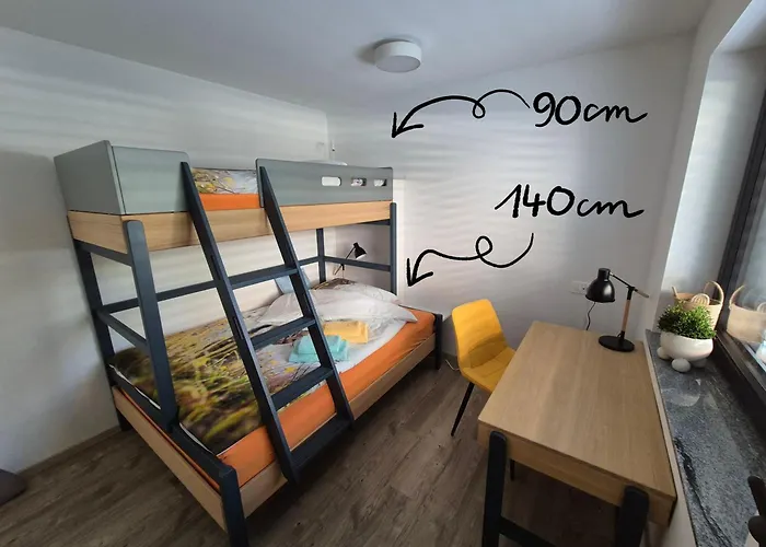 Hisa Oblak * Gozd Martuljek