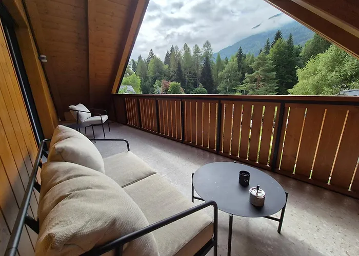 Hisa Oblak * Gozd Martuljek